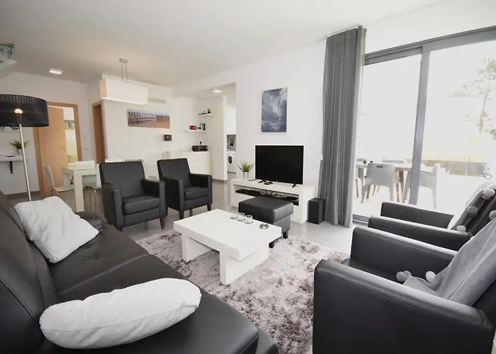 Family With Terrace And Pool