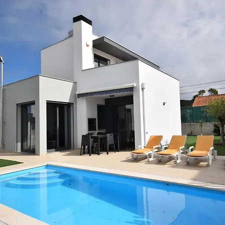 ヴィラ Family With Terrace And Pool