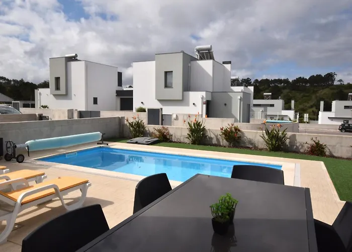 Family With Terrace And Pool * Foz do Arelho