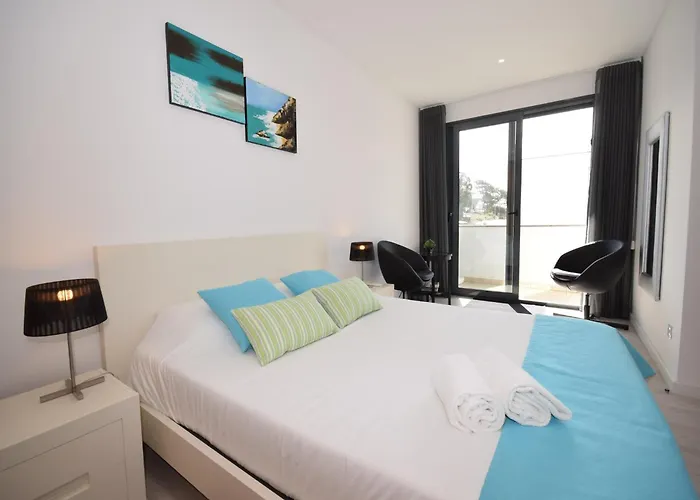 Family With Terrace And Pool Villa Foz do Arelho