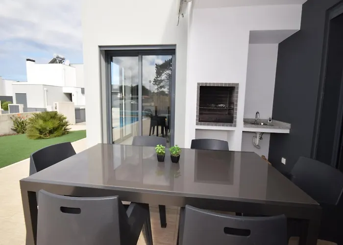 Family With Terrace And Pool Villa