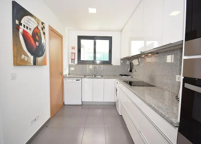 Family With Terrace And Pool Villa Foz do Arelho